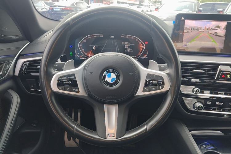 Used BMW 5 Series 2022 Second Facelift 530i M Sport Package Steering Wheel