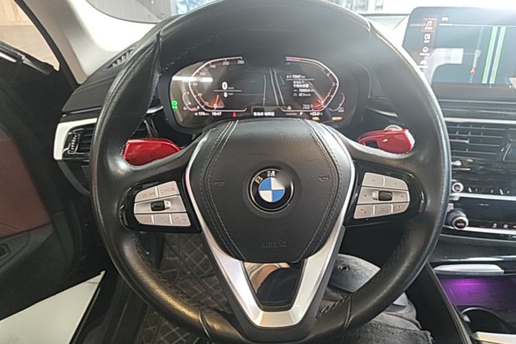 Used BMW 5 Series 2022 Second Facelift 525Li Luxury Package Steering Wheel