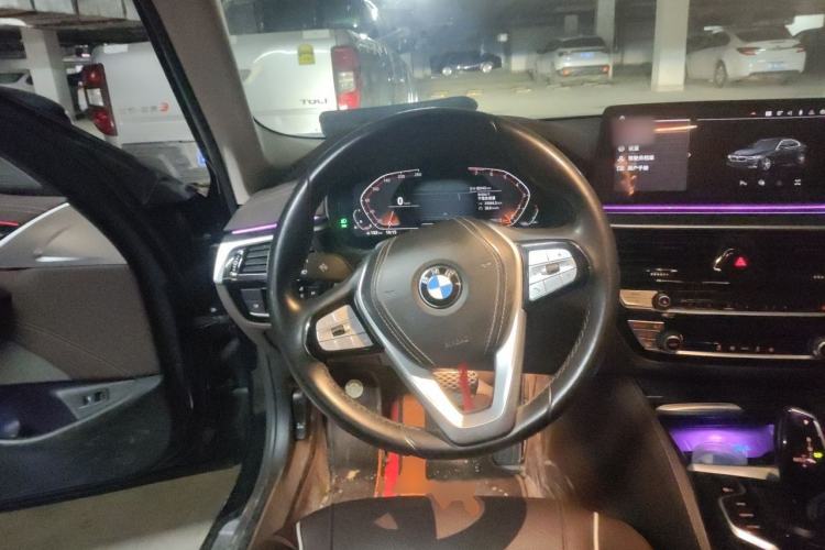 Used BMW 5 Series 2022 Restyled 525Li Luxury Package Steering Wheel