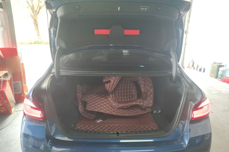 Used BMW 5 Series 2022 Restyled 530Li Leading Edition M Sport Package Trunk