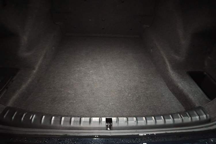Used BMW 5 Series 2022 Second Facelift 530Li Leading Edition M Sport Package Trunk