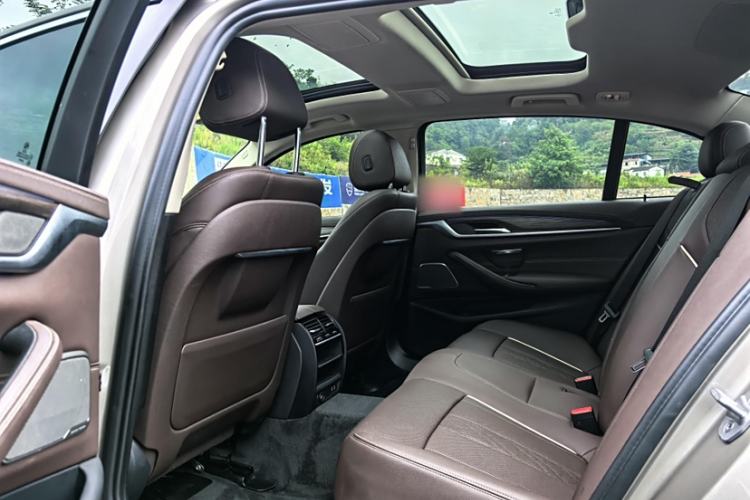 Used BMW 5 Series 2022 Updated 530Li Leading Edition Luxury Package Interior 3