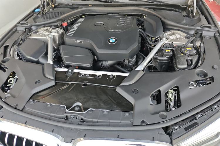 Used BMW 5 Series 2022 Updated 530Li Leading Edition Luxury Package Engine Bay