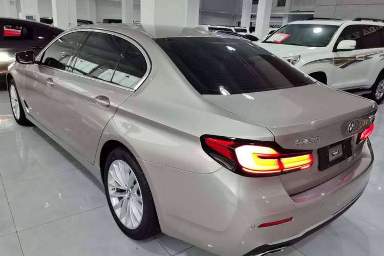 Used BMW 5 Series 2022 Restyled 525Li Luxury Package Exterior 2