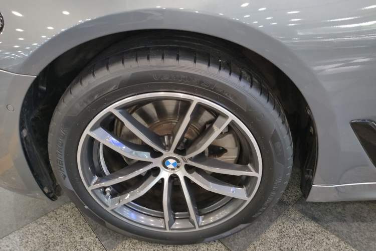 Used BMW 5 Series 2022 Restyled 525i M Sport Package Exterior 7