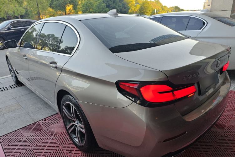 Used BMW 5 Series 2022 Updated 530Li Leading Edition Luxury Package Left Side