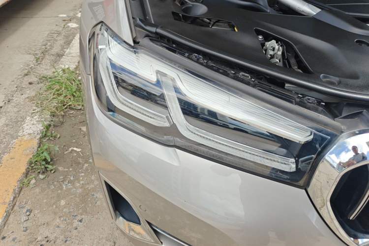 Used BMW 5 Series 2022 Second Facelift 525Li Luxury Package Right Front Headlight