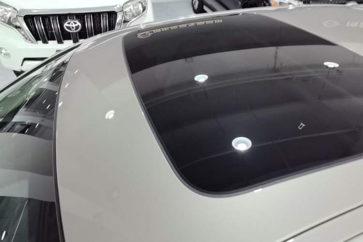 Used BMW 5 Series 2022 Restyled 525Li Luxury Package Roof
