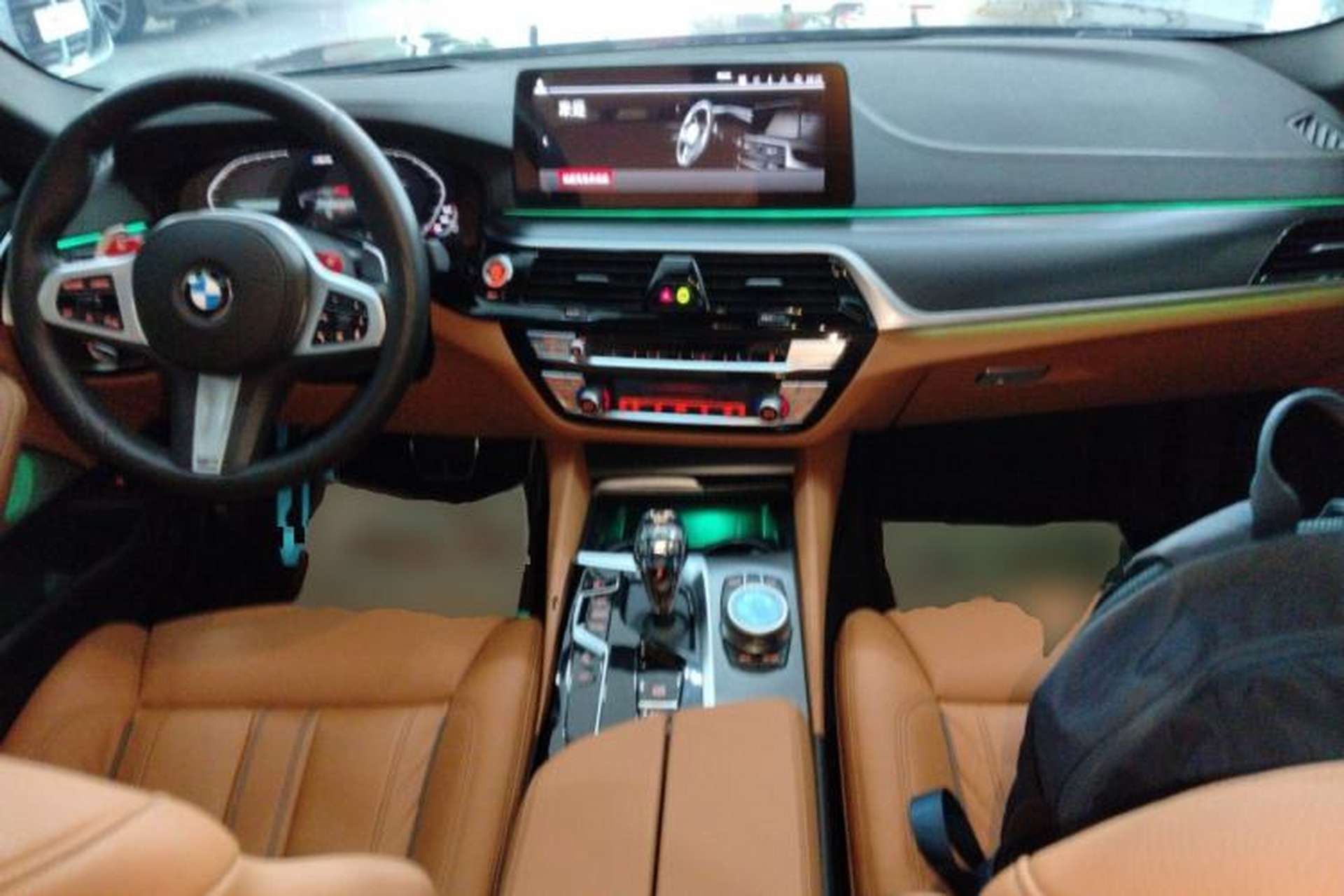 Used BMW 5 Series 2022 Restyled 540i Luxury Edition M Sport Package Center Console