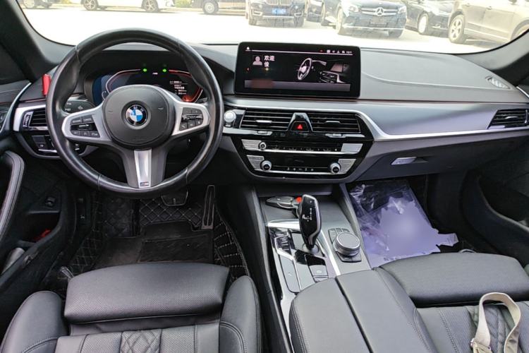 Used BMW 5 Series 2022 Restyled 525i M Sport Package Center Console