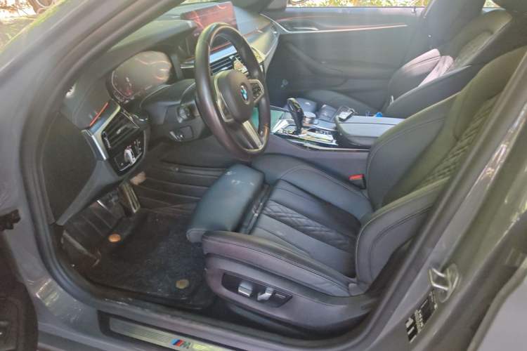 Used BMW 5 Series 2022 525i M Sport Package Driver Seat