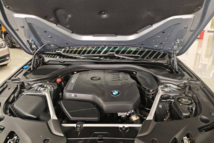 Used BMW 5 Series 2022 Second Facelift 525i M Sport Package Engine Bay