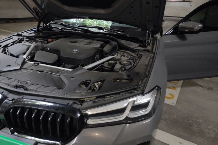 Used BMW 5 Series 2022 Updated 530i M Sport Package Engine Bay Left