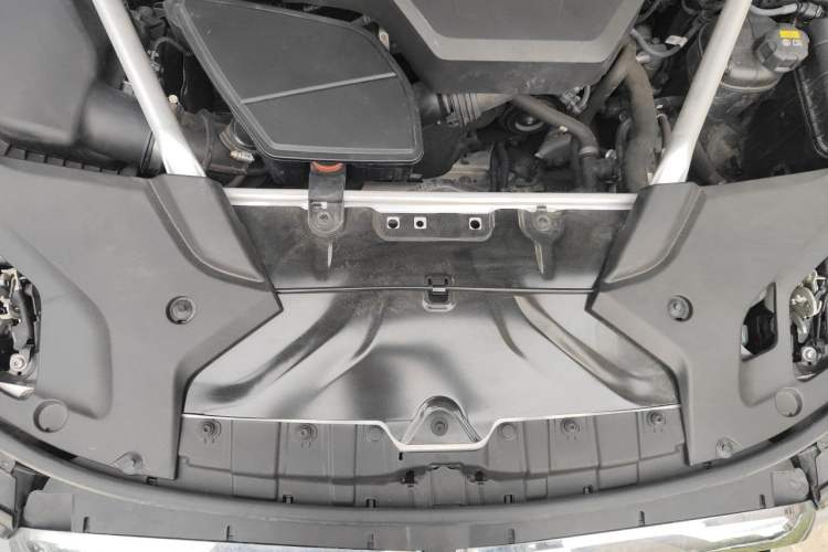 Used BMW 5 Series 2022 530Li Leading Model M Sport Package Engine Bay