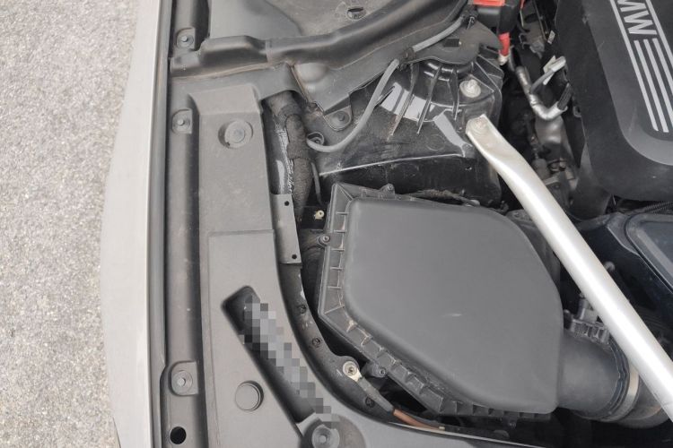 Used BMW 5 Series 2022 530Li Leading Model M Sport Package Engine Bay Right