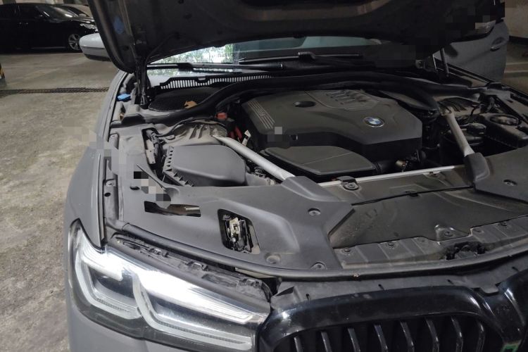Used BMW 5 Series 2022 Updated 530i M Sport Package Engine Bay Right