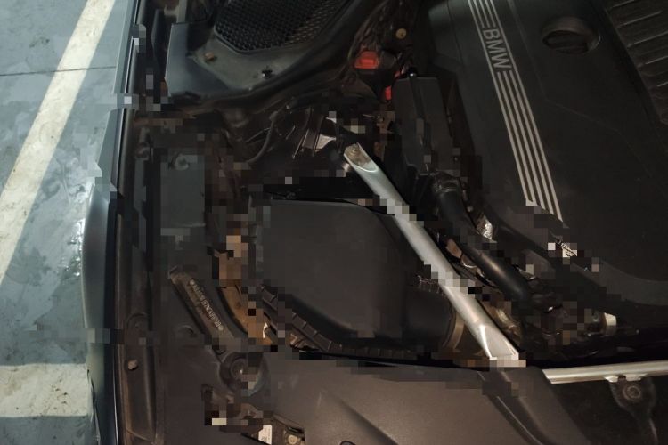Used BMW 5 Series 2022 540i Sport Line M Sport Package Engine Bay Right