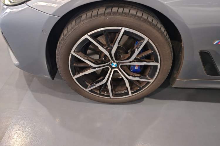 Used BMW 5 Series 2022 530i M Sport Package Exterior 4