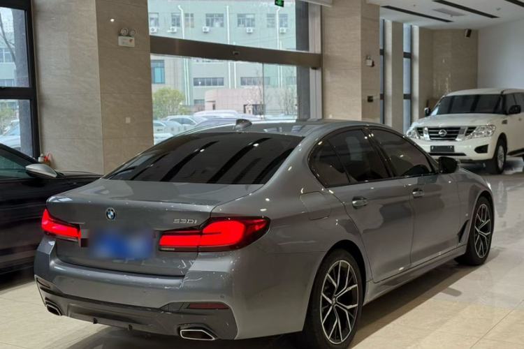 Used BMW 5 Series 2022 Second Facelift 530i M Sport Package Exterior 5