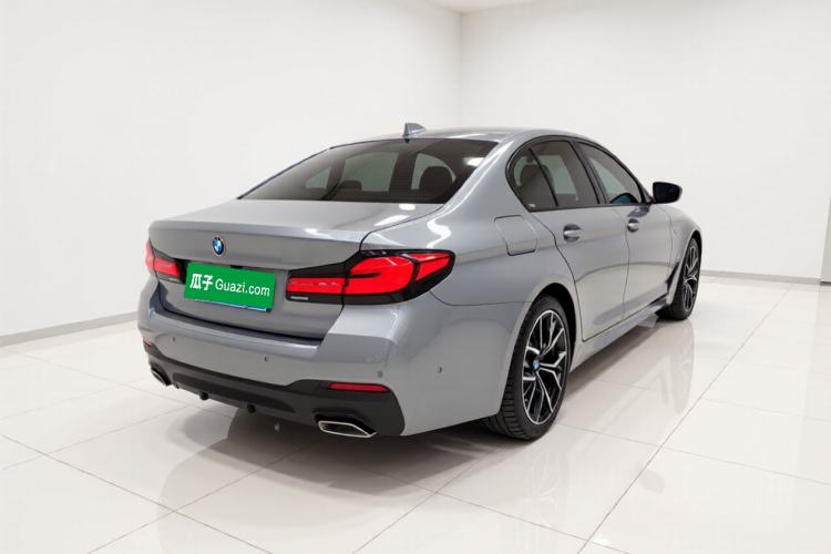 Used BMW 5 Series 2022 Second Facelift 540i Sport Line M Sport Package Exterior 5