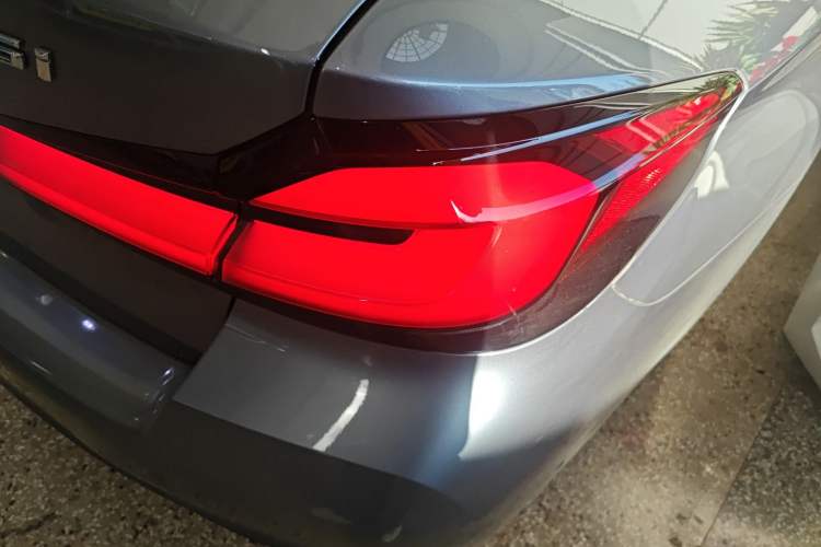 Used BMW 5 Series 2022 Restyled 525i M Sport Package Exterior 6