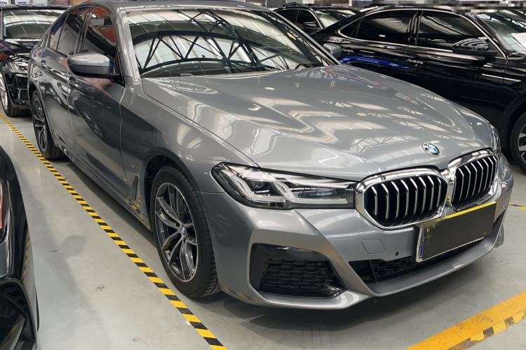 Used BMW 5 Series 2022 Second Facelift 525i M Sport Package Exterior 8
