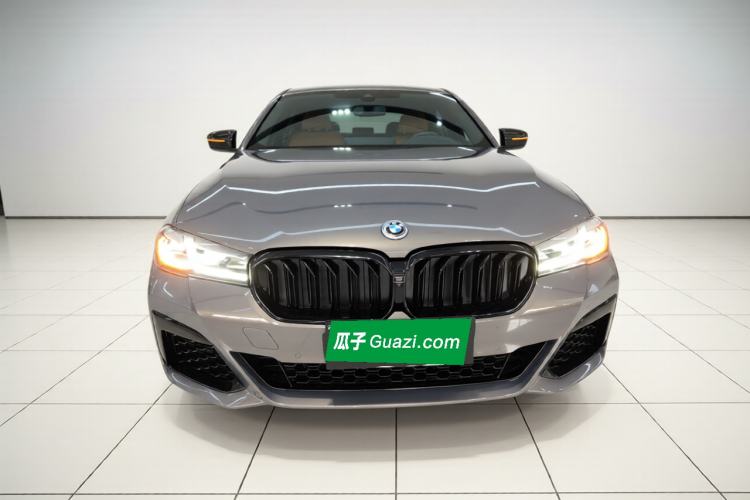 Used BMW 5 Series 2022 Restyled 540i Luxury Edition M Sport Package Front