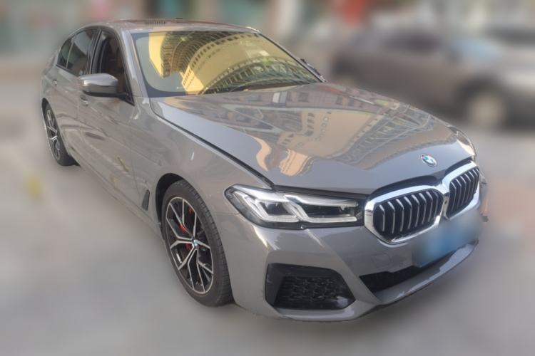 Used BMW 5 Series 2022 Restyled 530i Sport Line with M Sport Package Front Right 45 Deg