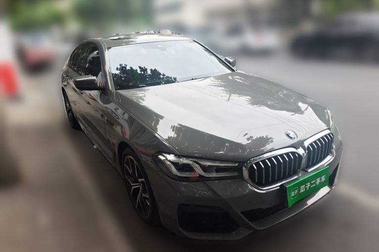 Used BMW 5 Series 2022 530i M Sport Package Front Right 45 Deg