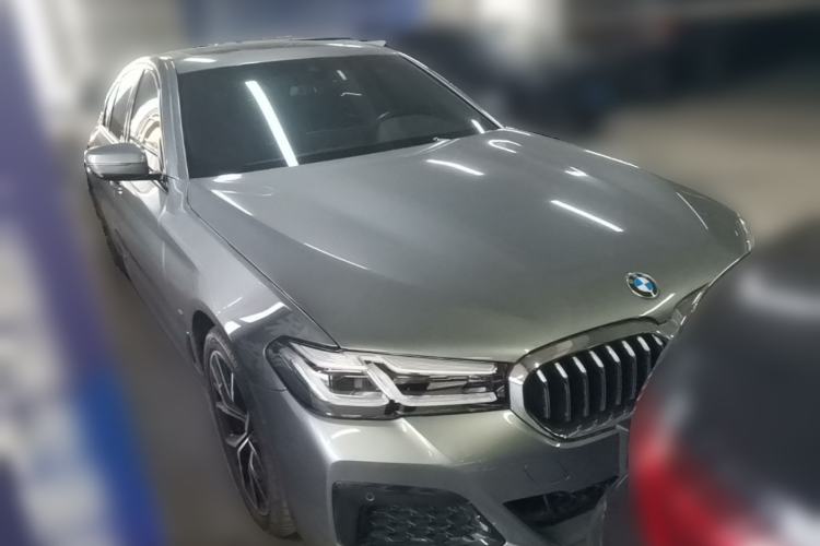 Used BMW 5 Series 2022 Updated 530i M Sport Package Front Right 45 Deg