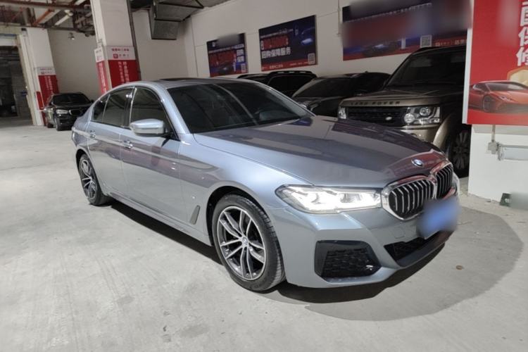 Used BMW 5 Series 2022 Restyled 525i M Sport Package Front Right 45 Deg