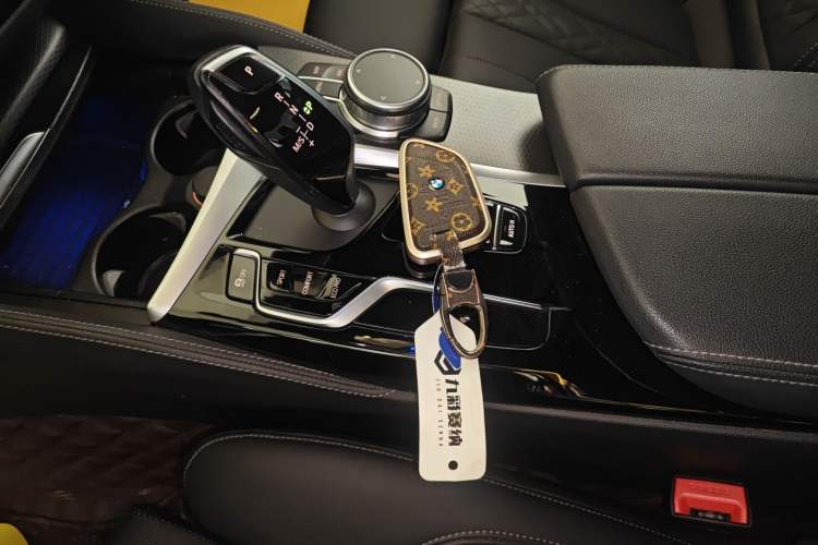 Used BMW 5 Series 2022 Restyled 525i M Sport Package Gear Lever