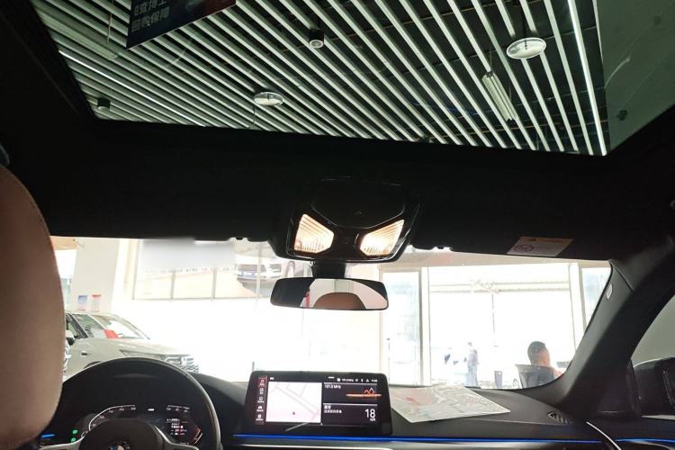 Used BMW 5 Series 2022 Second Facelift 525i M Sport Package Headliner