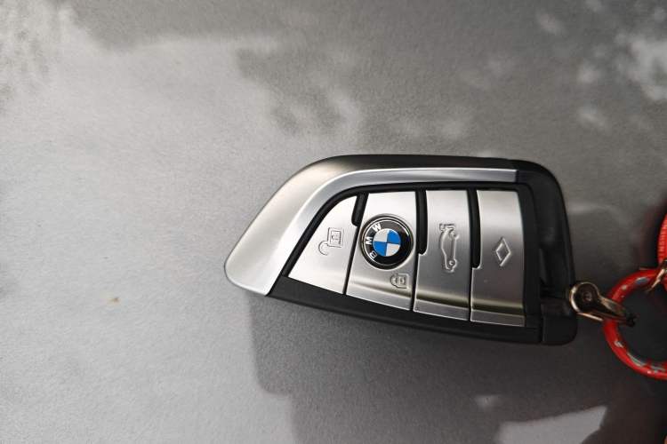 Used BMW 5 Series 2022 Second Facelift 540i Sport Line M Sport Package Interior 1