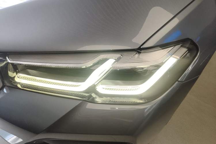 Used BMW 5 Series 2022 Restyled 525i M Sport Package Left Front Headlight