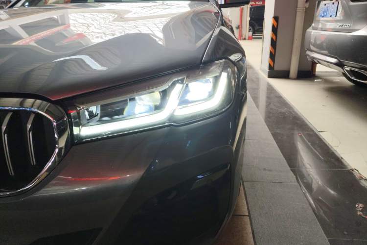 Used BMW 5 Series 2022 Restyled 525i M Sport Package Left Front Headlight