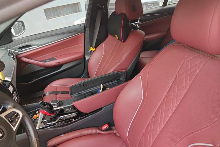 Used BMW 5 Series 2022 530Li Leading Model M Sport Package Left Front Seat