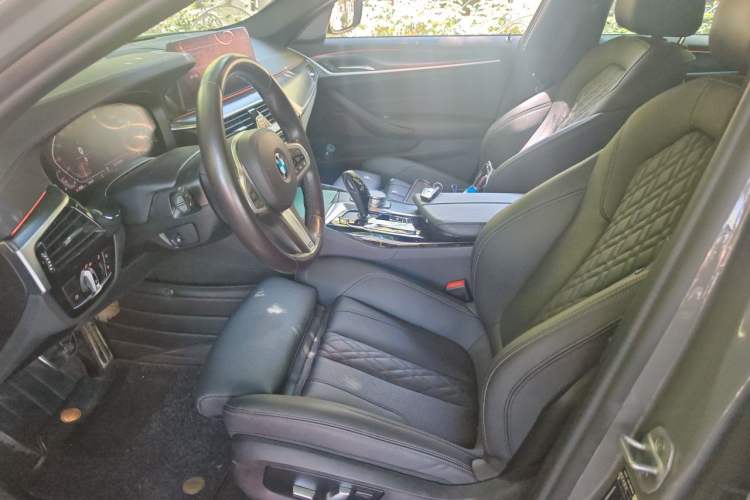 Used BMW 5 Series 2022 525i M Sport Package Left Front Seat