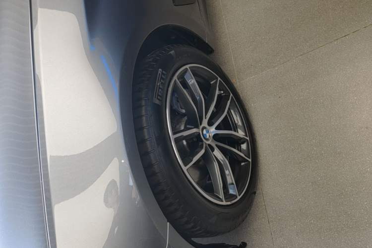 Used BMW 5 Series 2022 Restyled 525i M Sport Package Left Front Wheel Hub