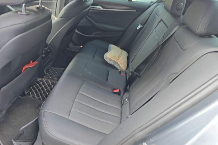 Used BMW 5 Series 2022 Restyled 525i M Sport Package Left Rear Seat