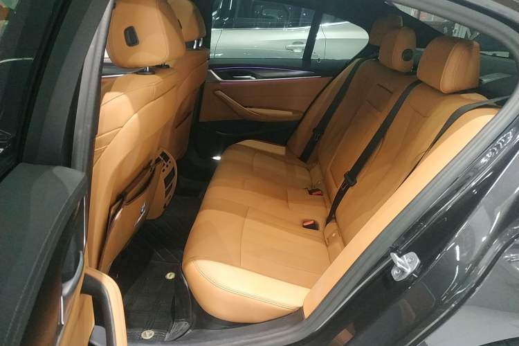 Used BMW 5 Series 2022 Second Facelift 525i M Sport Package Left Rear Seat