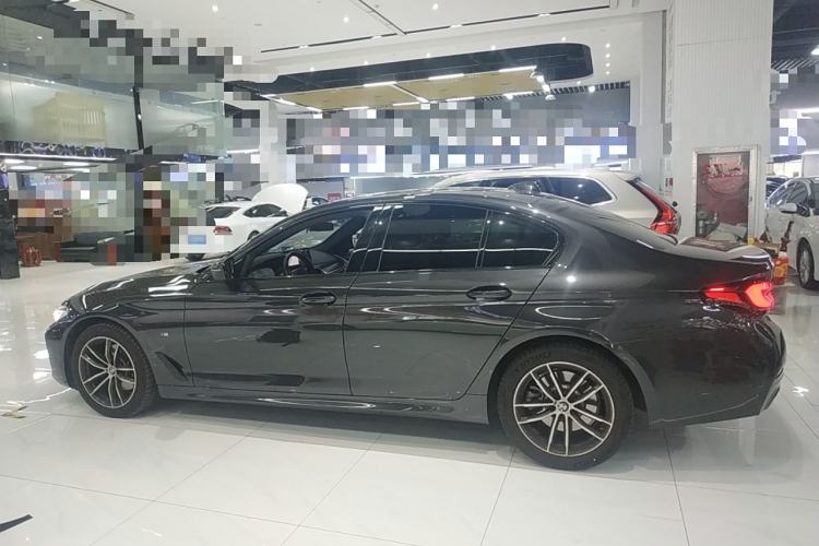 Used BMW 5 Series 2022 Second Facelift 525i M Sport Package Left Side