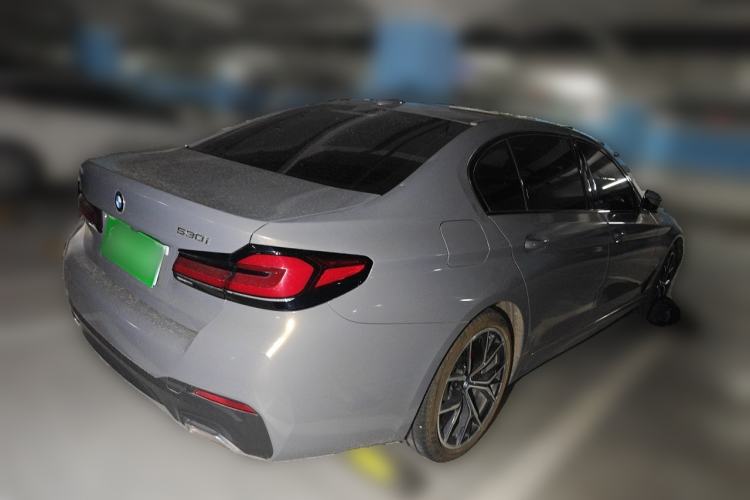 Used BMW 5 Series 2022 Second Facelift 530Li Luxury Version M Sport Package Rear Right 45 Deg