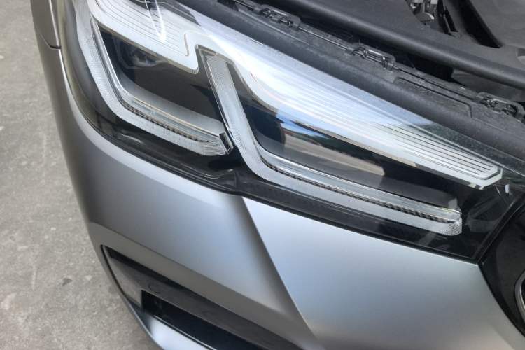 Used BMW 5 Series 2022 540i Sport Line M Sport Package Right Front Headlight
