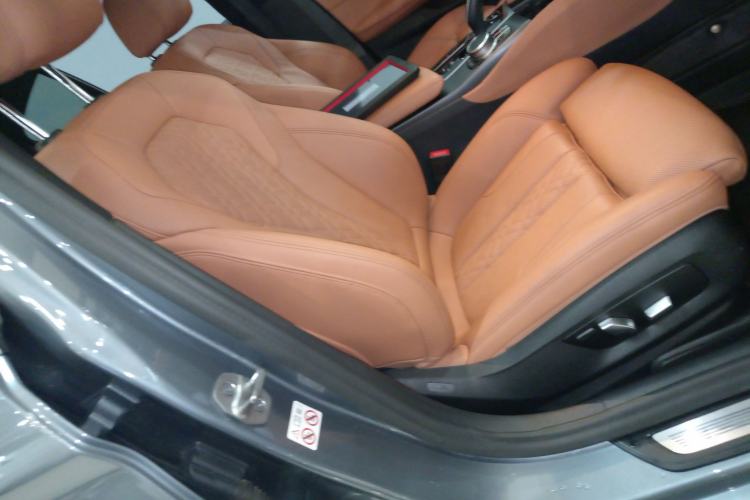Used BMW 5 Series 2022 525i M Sport Package Right Front Seat