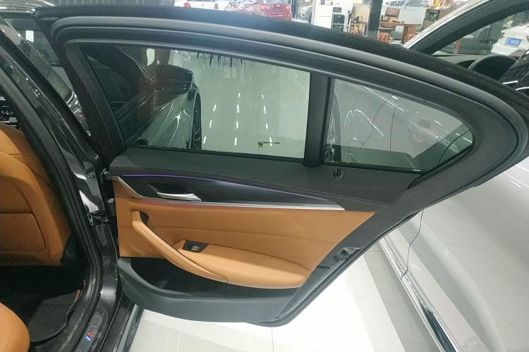 Used BMW 5 Series 2022 Second Facelift 525i M Sport Package Right Rear Door Interior