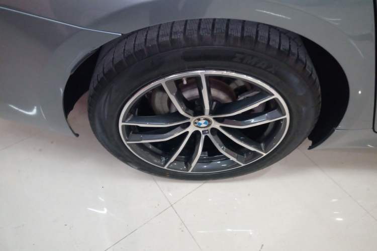 Used BMW 5 Series 2022 525i M Sport Package Right Rear Wheel Hub