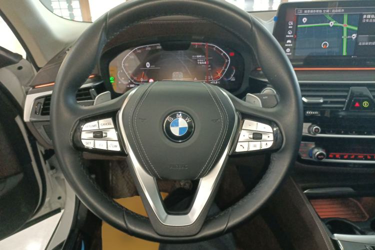 Used BMW 5 Series 2022 530Li Luxury Edition Premium Package Steering Wheel