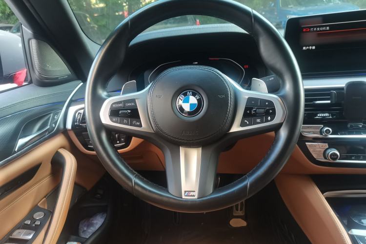 Used BMW 5 Series 2022 Restyled 530i Sport Line with M Sport Package Steering Wheel