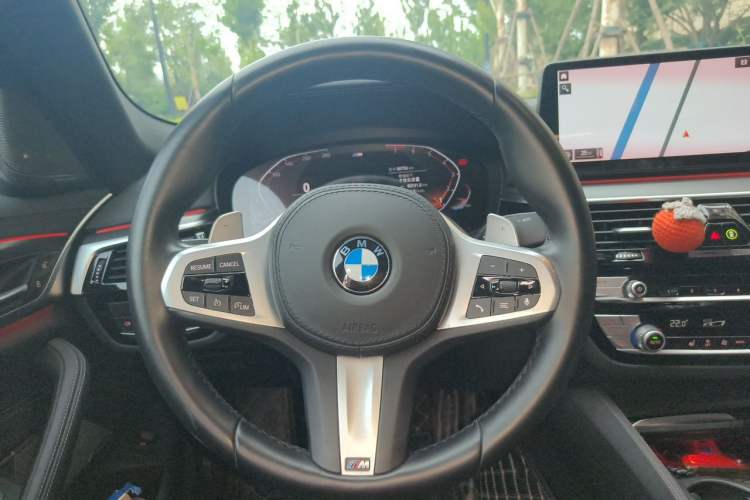 Used BMW 5 Series 2022 Updated 530i M Sport Package Steering Wheel
